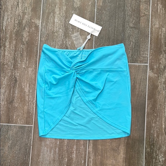 White Fox Boutique Vibrant Blue Swim Sarong - Picture 2 of 6